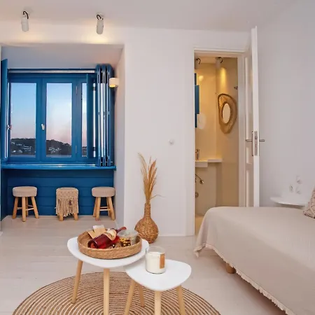 Thalassophile, Little Venice Mykonos