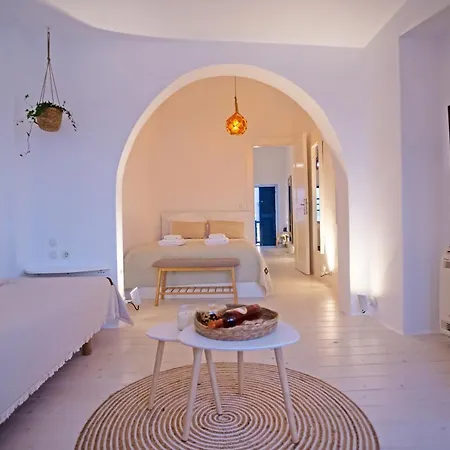 Thalassophile, Little Venice Mykonos * Mykonos Town